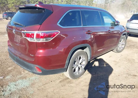 2015 Toyota Highlander Xle V6 z USA, uszkodzony, nr VIN 5TDKKRFH4FS089338